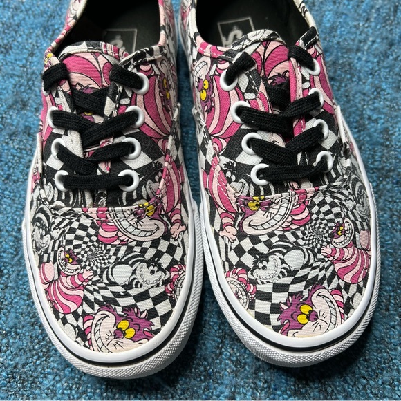 RARE Vans x Disney Alice in Wonderland Cheshire Cat Authentic Sneakers - Picture 3 of 9